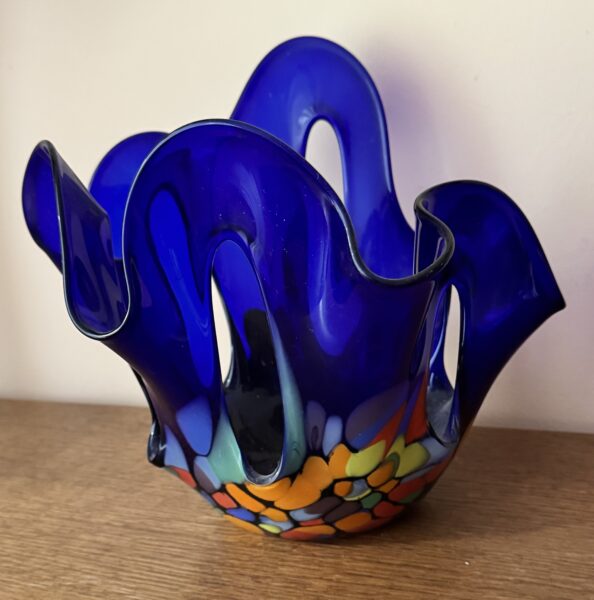 Krosno Makora wazon tzw. chustawysokość w najwyższym punkcie 28 cm